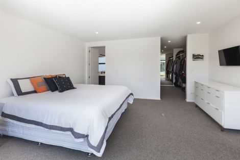 Photo of property in 45 Grayshott Avenue, Casebrook, Christchurch, 8051