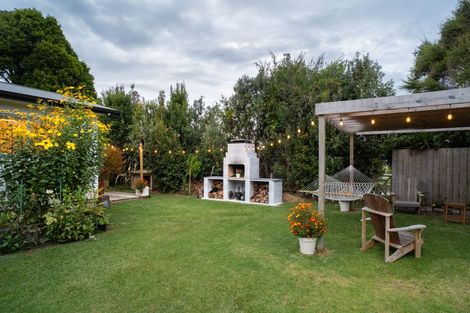 Photo of property in 16a Argyle Street, Waipu, 0510