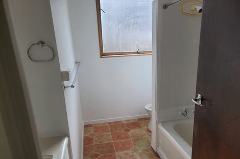 Photo of property in 1/46 Butterworth Drive, Glendene, Auckland, 0602