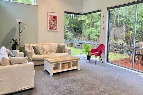 Photo of property in 20c Konini Road, Titirangi, Auckland, 0604