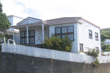 Photo of property in 18 Mckinley Crescent, Brooklyn, Wellington, 6021