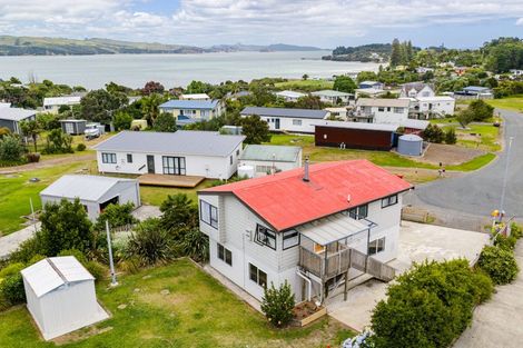 Photo of property in 28 Mariner Cove Road, Tinopai, 0593