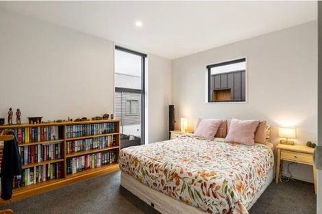 Photo of property in 2/12 Hume Street, Sydenham, Christchurch, 8023