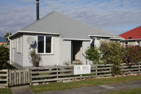 Photo of property in 10 Bright Street, Westport, 7825