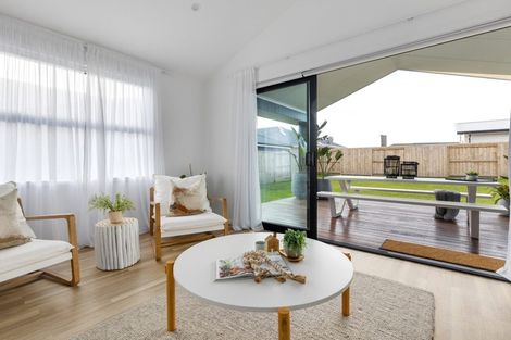 Photo of property in 47 Colpoma Close, Papamoa Beach, Papamoa, 3118