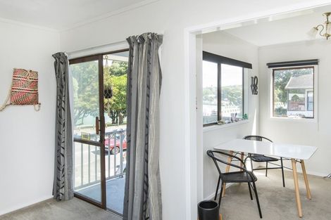 Photo of property in 65 Esplanade, Kaiti, Gisborne, 4010