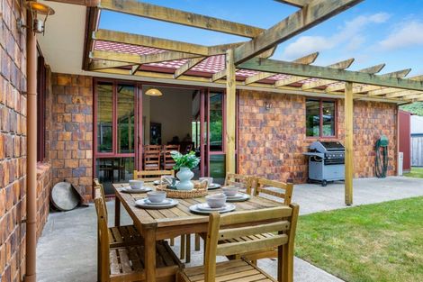 Photo of property in 20 Glentui Place, Waikawa, Picton, 7220