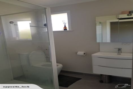 Photo of property in 37 Gilliam Street, New Lynn, Auckland, 0600