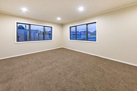 Photo of property in 8b Gills Avenue, Papakura, 2110
