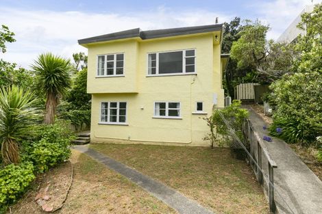 Photo of property in 5 Harland Street, Brooklyn, Wellington, 6021