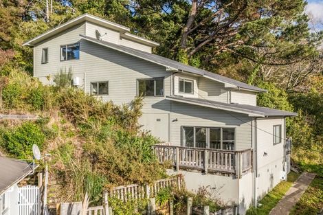 Photo of property in 27a Rawhiti Street, Stokes Valley, Lower Hutt, 5019