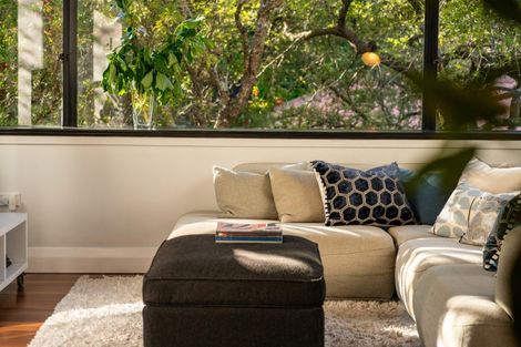 Photo of property in 9 Easdale Street, Kelburn, Wellington, 6012