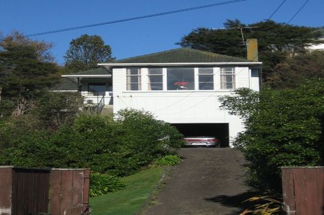 Photo of property in 12 Stokes Valley Road, Stokes Valley, Lower Hutt, 5019