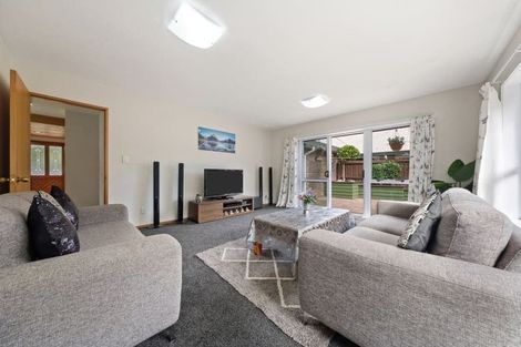 Photo of property in 2/18 Murmont Street, Bishopdale, Christchurch, 8053