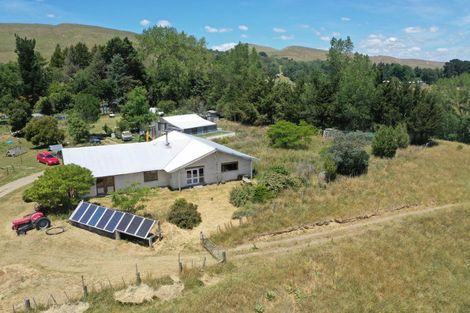 Photo of property in 400 Rakaiatai Road, Ormondville, Dannevirke, 4977