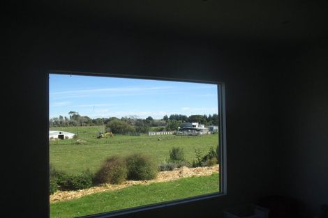 Photo of property in 365 Muhunoa Road West, Ohau, Levin, 5570