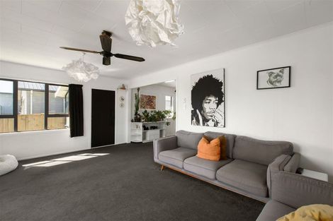 Photo of property in 72 The Crescent, Waihi Beach, 3611