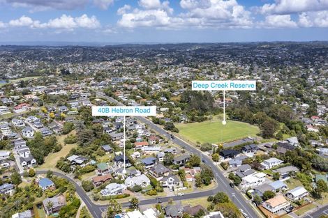 Photo of property in 2/40 Hebron Road, Waiake, Auckland, 0630