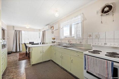 Photo of property in 43 Greenmeadows Avenue, Manurewa East, Auckland, 2102