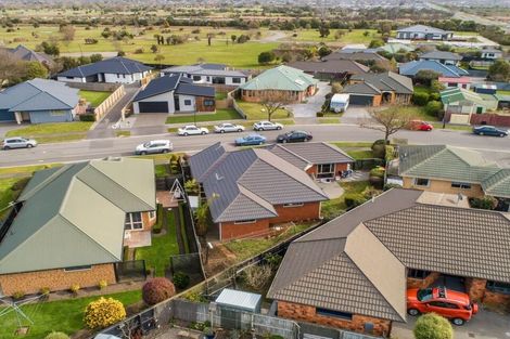 Photo of property in 5 Blue Gum Place, New Brighton, Christchurch, 8083