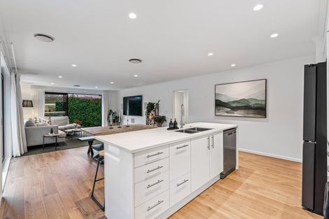 Photo of property in 25 Nobilo Road, Kumeu, 0810