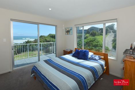 Photo of property in 20 Coates Avenue, Baylys Beach, Dargaville, 0377