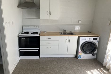 Photo of property in 100 Shearman Street, Waimate, 7924