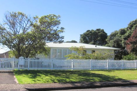 Photo of property in 40 Glenorchy Street, Glen Eden, Auckland, 0602
