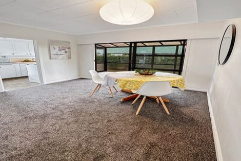 Photo of property in 90 College Road, Edgecumbe, 3120