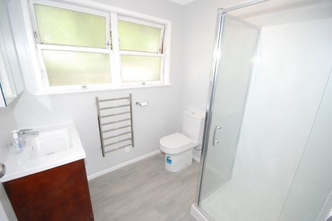 Photo of property in 2/2 Hinau Street, New Lynn, Auckland, 0600