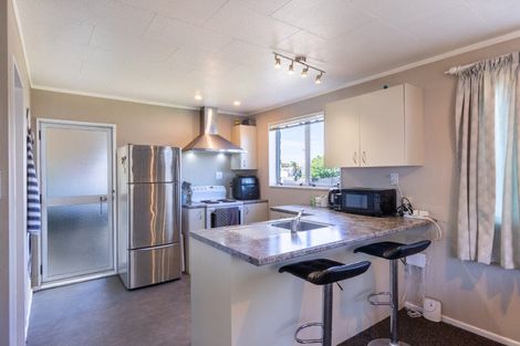 Photo of property in 8a Seddon Street, Dannevirke, 4930