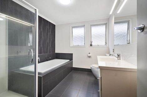 Photo of property in 45 Maxwells Line, Awapuni, Palmerston North, 4412