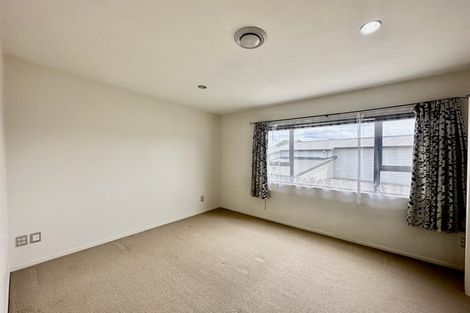 Photo of property in 5q Dryden Place, Mount Wellington, Auckland, 1051