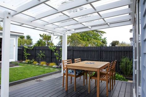 Photo of property in 26 Dakota Avenue, Beach Haven, Auckland, 0626