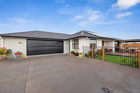 Photo of property in 11 Tangaroa Street, Waitara, 4320