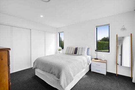 Photo of property in 8 Tikorangi Road East, Tikorangi, 4383