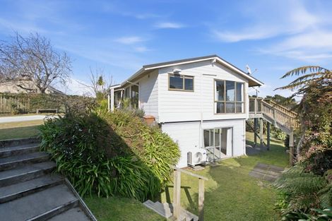 Photo of property in 17a Saint Ives Grove, Whalers Gate, New Plymouth, 4310