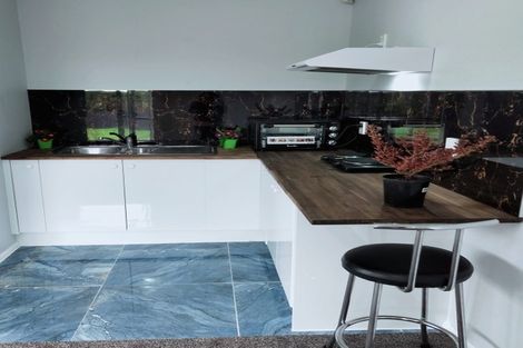 Photo of property in 76a Captain Scott Road, Glen Eden, Auckland, 0602