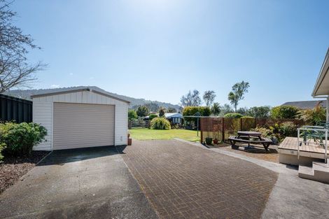 Photo of property in 9 Totaravale Street, Pukehangi, Rotorua, 3015