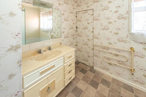 Photo of property in 1/104 Alma Road, Gonville, Whanganui, 4501
