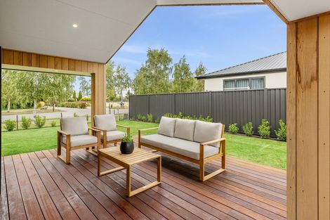Photo of property in 11 Pisa Moorings Road, Mount Pisa, Cromwell, 9383