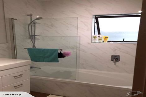 Photo of property in 23 Crail Court, Totara Heights, Auckland, 2105