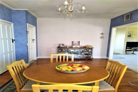 Photo of property in 11 Darlington Street, Ngatea, 3503