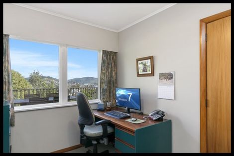 Photo of property in 4 Clive Road, Khandallah, Wellington, 6035