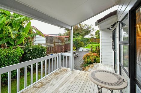 Photo of property in 4 Greenstone Place, Clover Park, Auckland, 2019