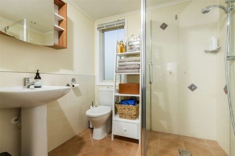 Photo of property in 1 Achilles Crescent, Narrow Neck, Auckland, 0624