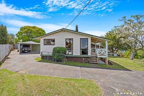 Photo of property in 26 Cron Avenue, Te Atatu South, Auckland, 0610