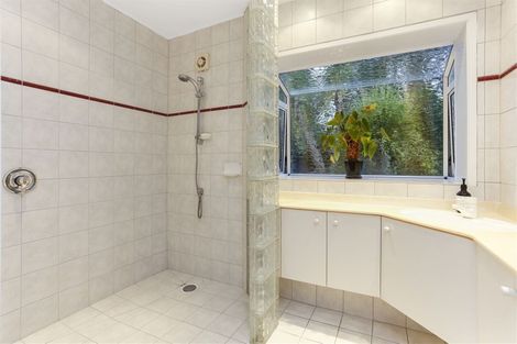 Photo of property in 42 Eban Avenue, Hillcrest, Auckland, 0627