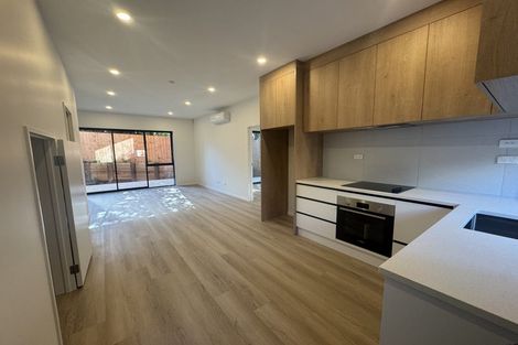 Photo of property in 11 Pipitea Place, Massey, Auckland, 0614