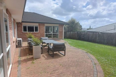 Photo of property in 21 Eaglemont Drive, East Tamaki Heights, Auckland, 2016